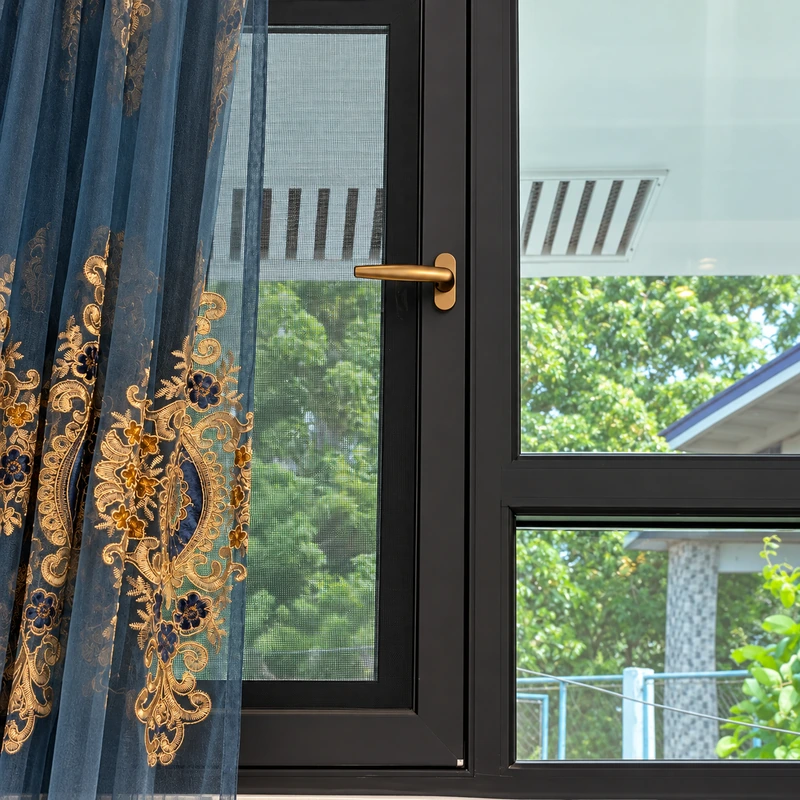 Low-E glass window